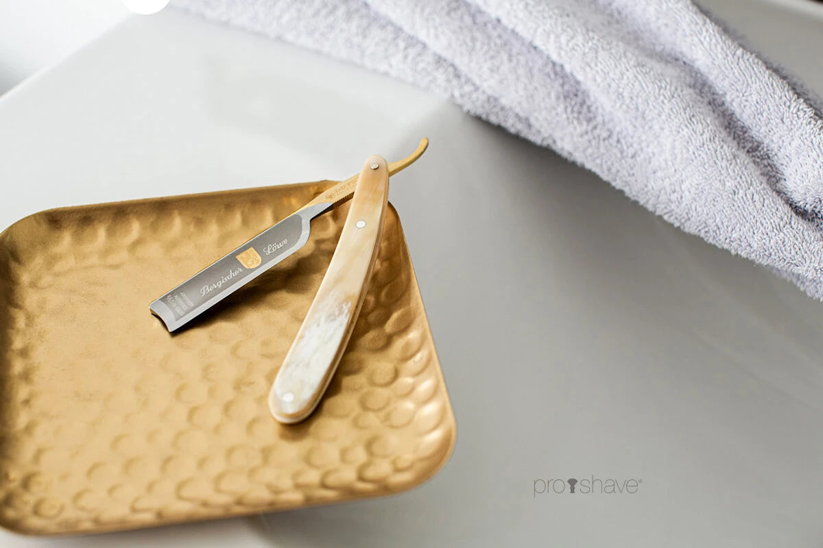 Straight Razor 5/8, Spanish point, Bergischer Löwe, Buffalo horn