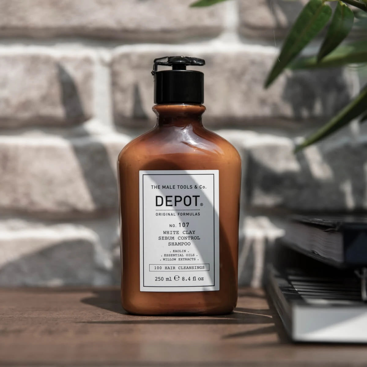 White Clay Sebum Control Shampoo, No. 107, 250 ml.