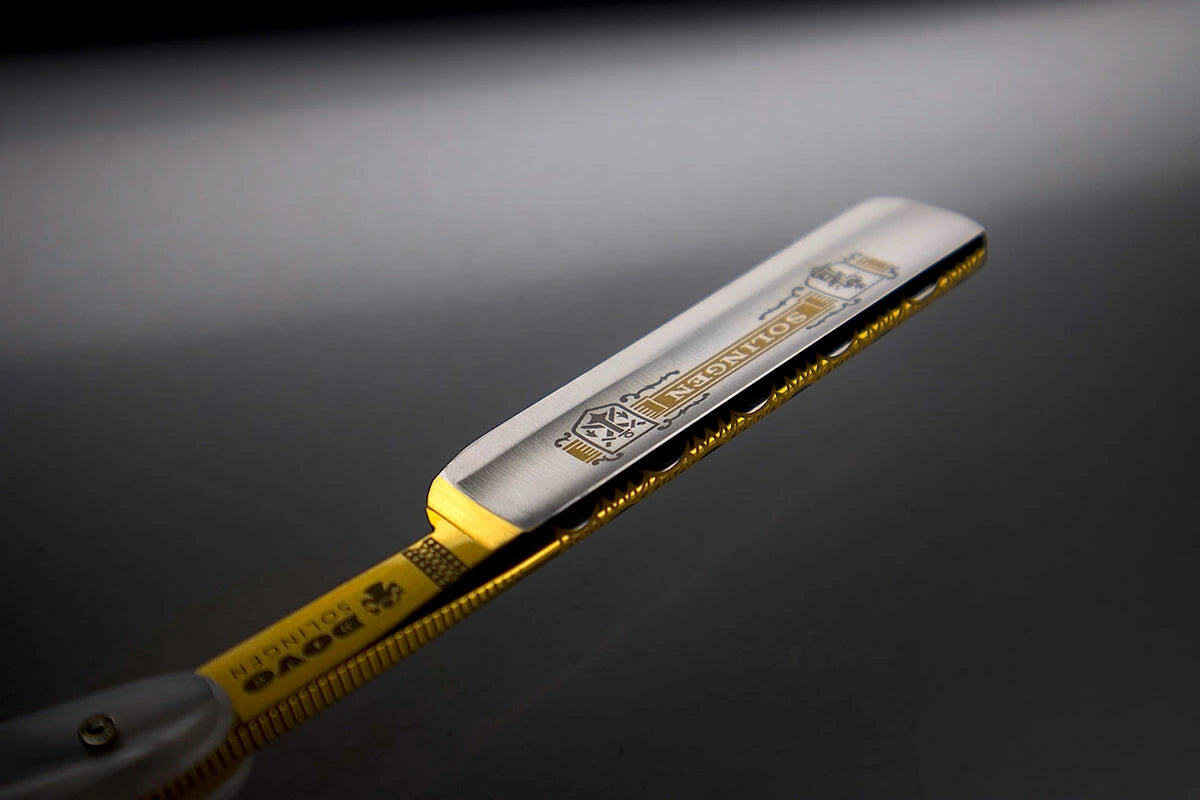 Straight Razor 5/8, Round nose, Solingen, Mother of Pearl