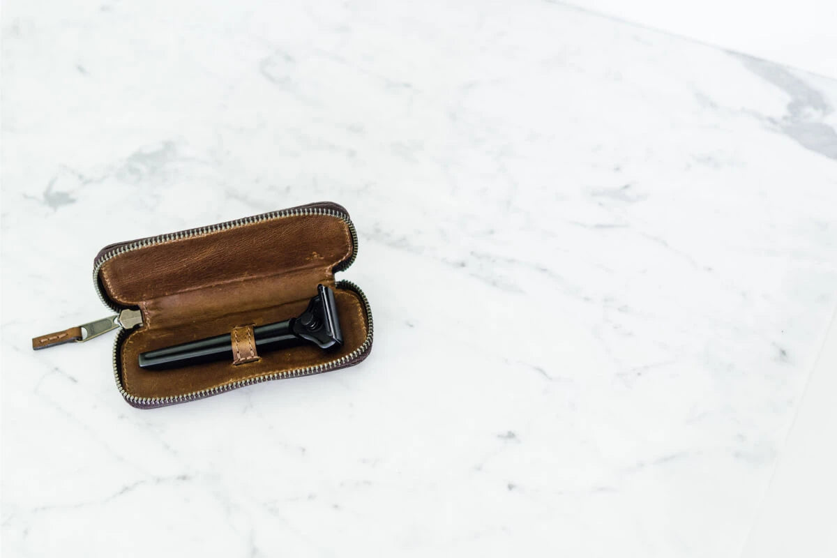 Leather case for Single Edge Shaver, Bourbon
