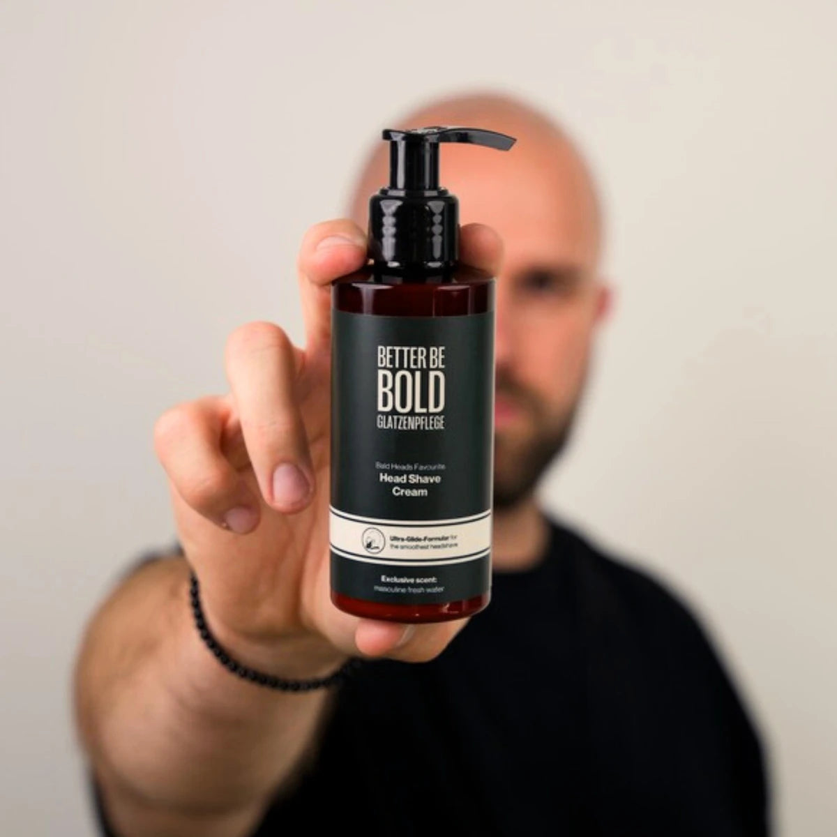 Head Shave Cream, Ultra-glide formula, 150 ml.