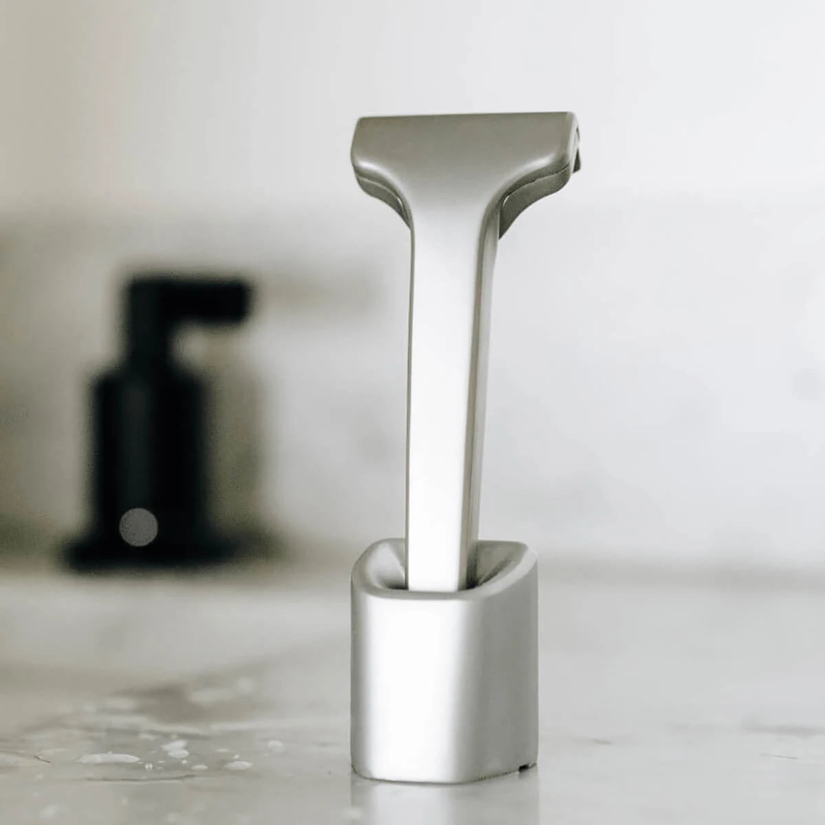 Holder for Shaver, Pro, Classic Matte