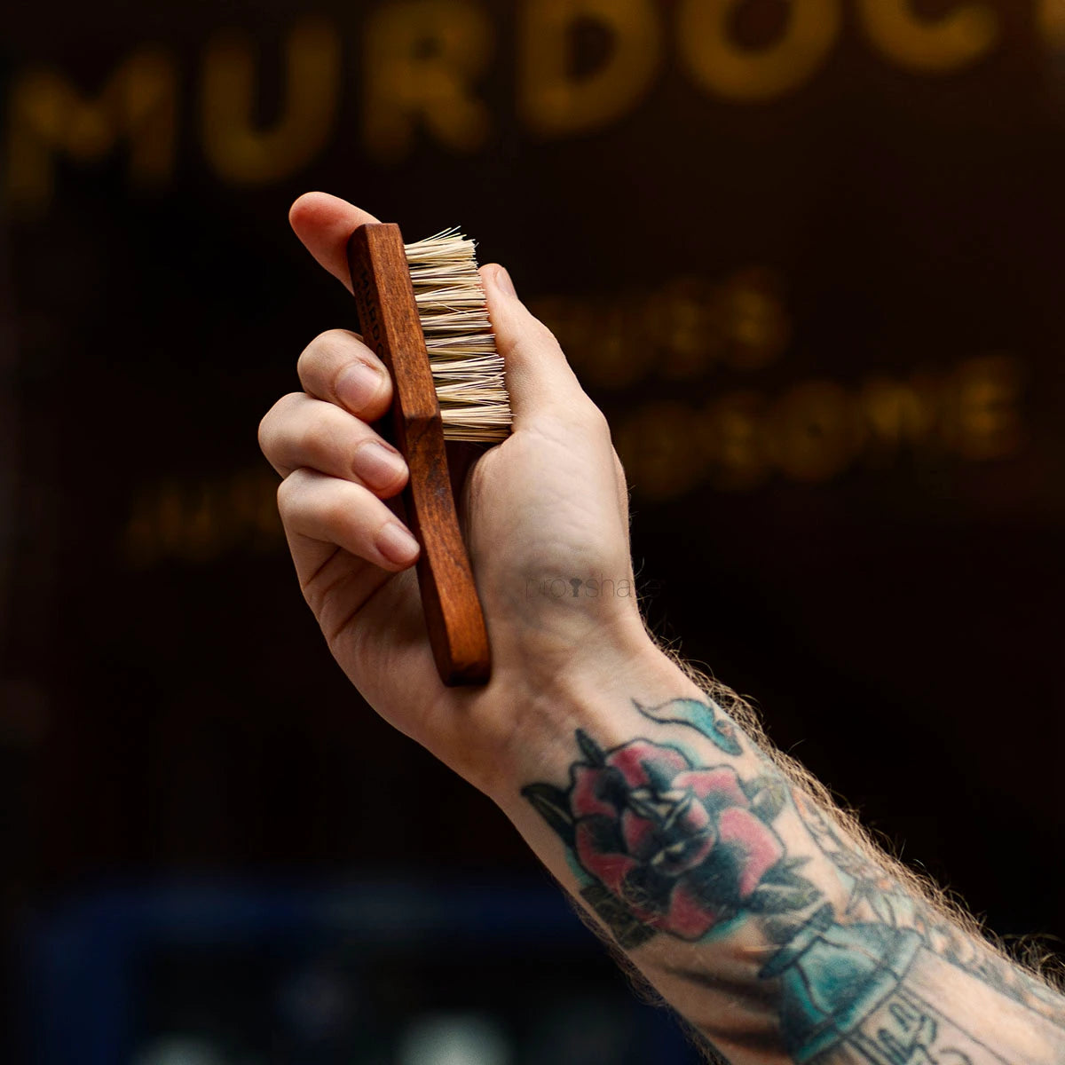 Beard brush