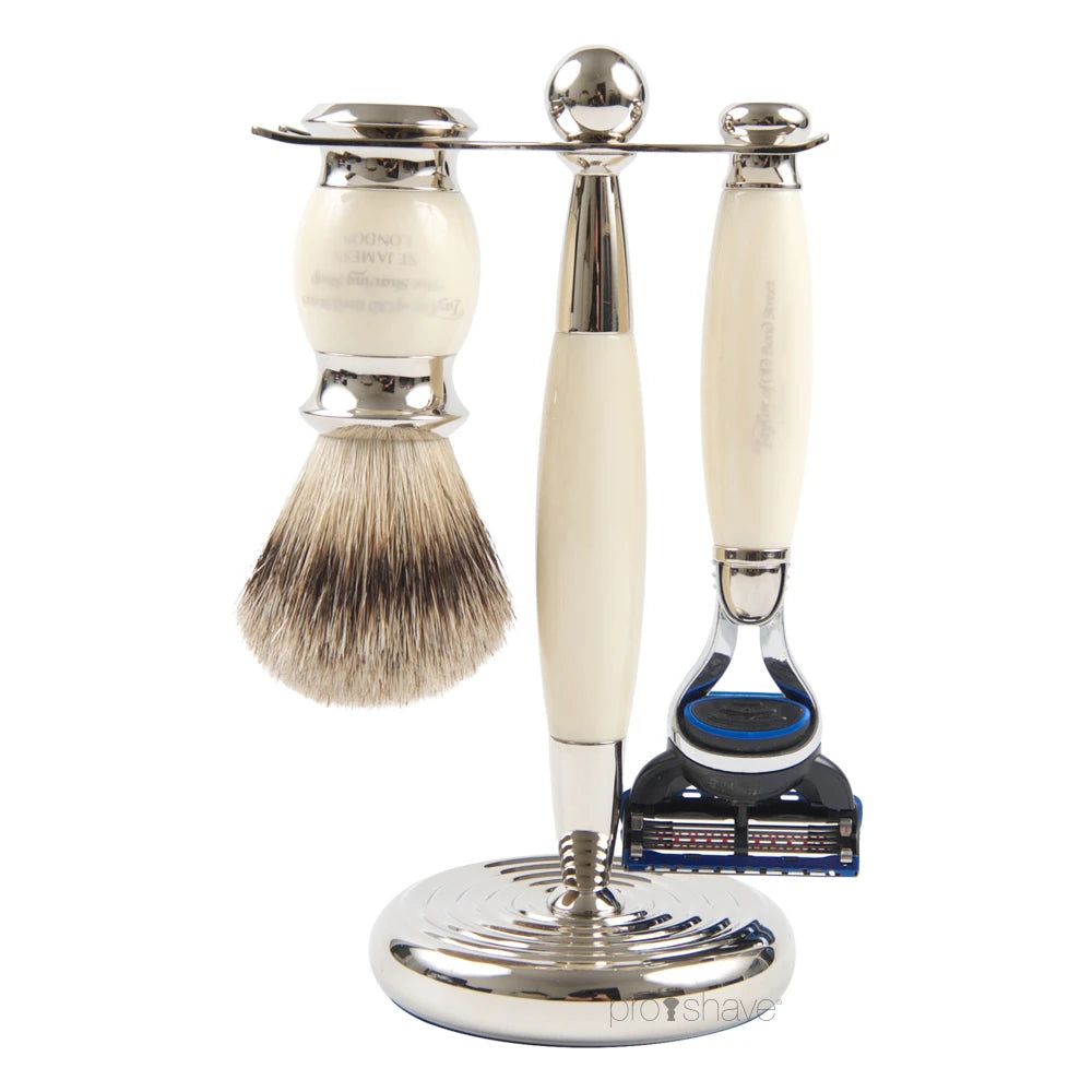 Shaving kit with Fusion Shaver, Pure Badger Shaving brush and holder, imit. ivory
