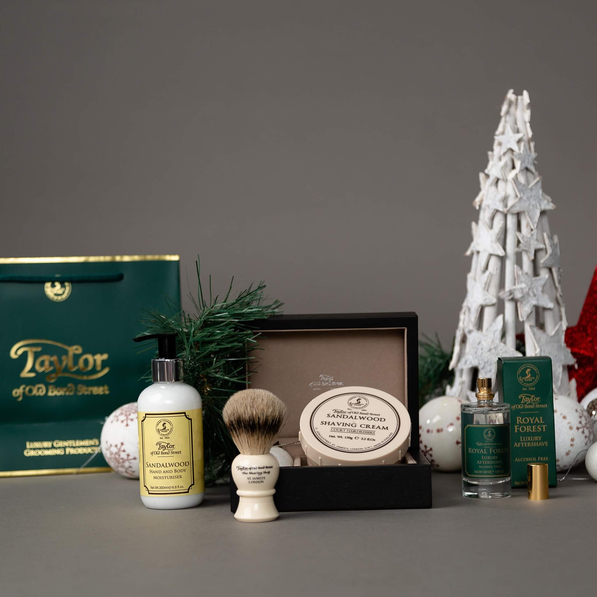 Gift box with Pure Badger Shaving Brush and Shaving Cream, Sandalwood