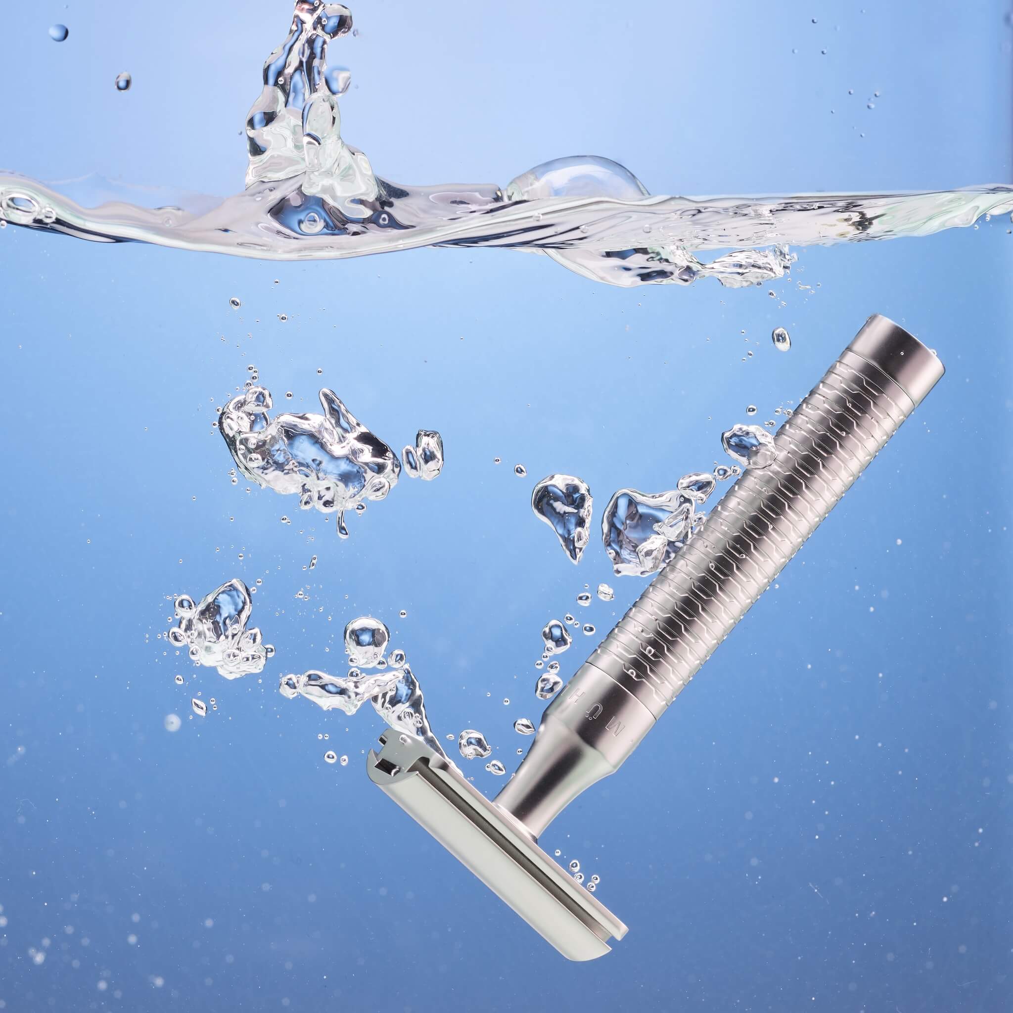Shaving kit with DE razor, Fibre Shaving Brush and Holder, Rocca, Stainless steel - Matte finish
