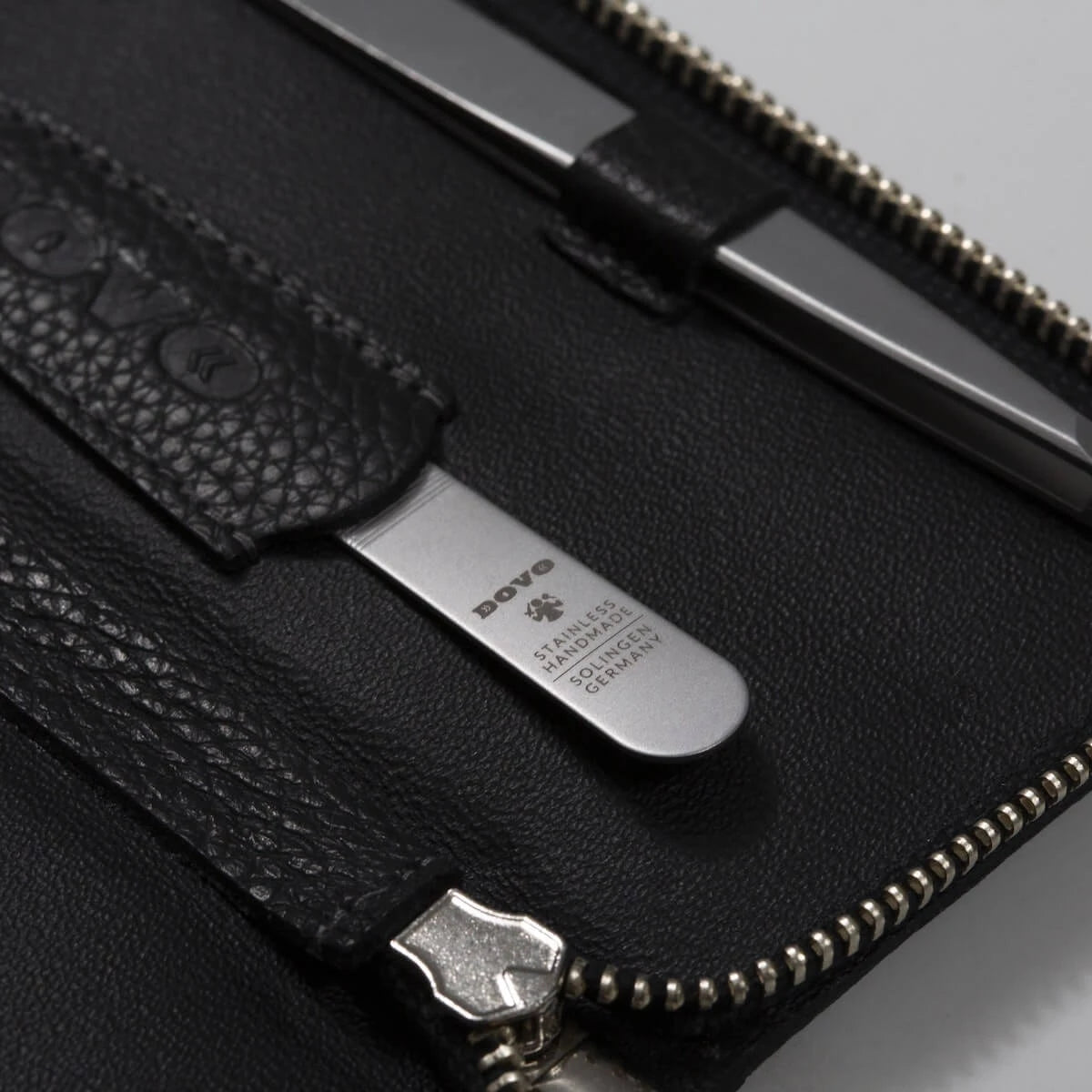 Manicure set with 3 pieces, Black leather