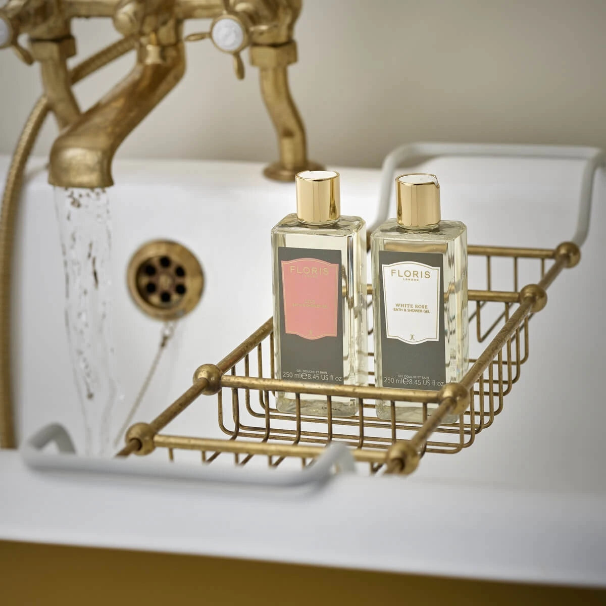 White Rose, Bath & Shower Gel, 250 ml.