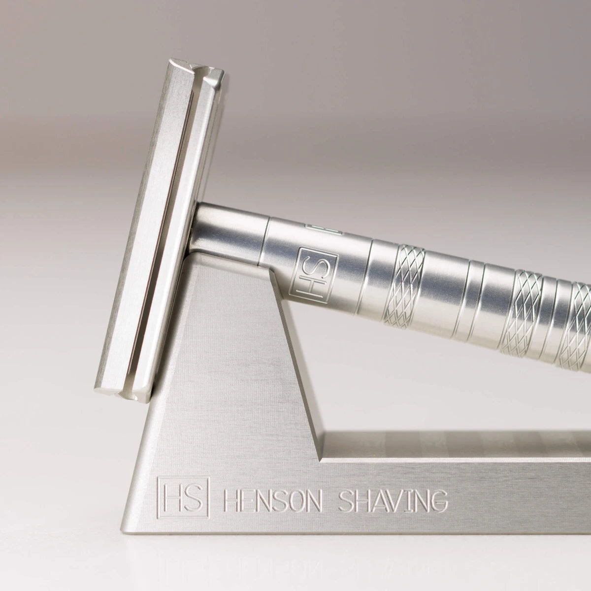 Holder for DE razor, Aluminum