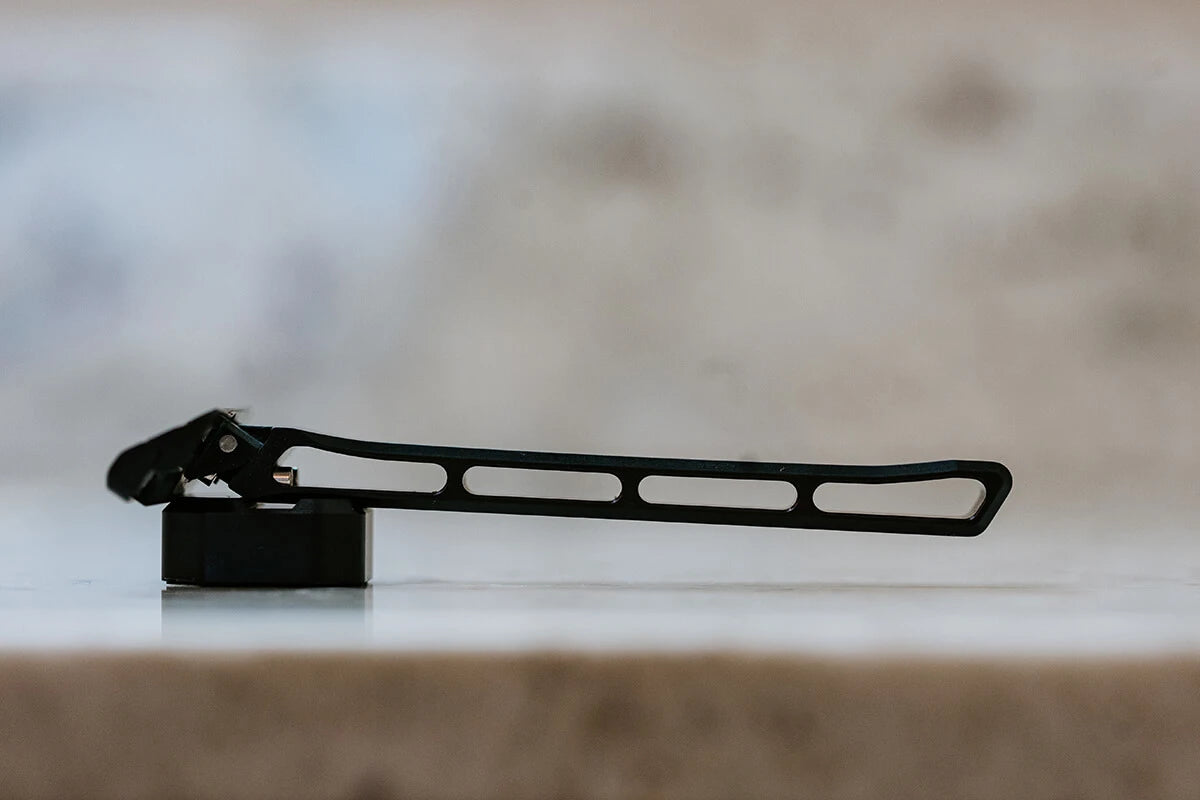 Single Edge, Black Aluminum