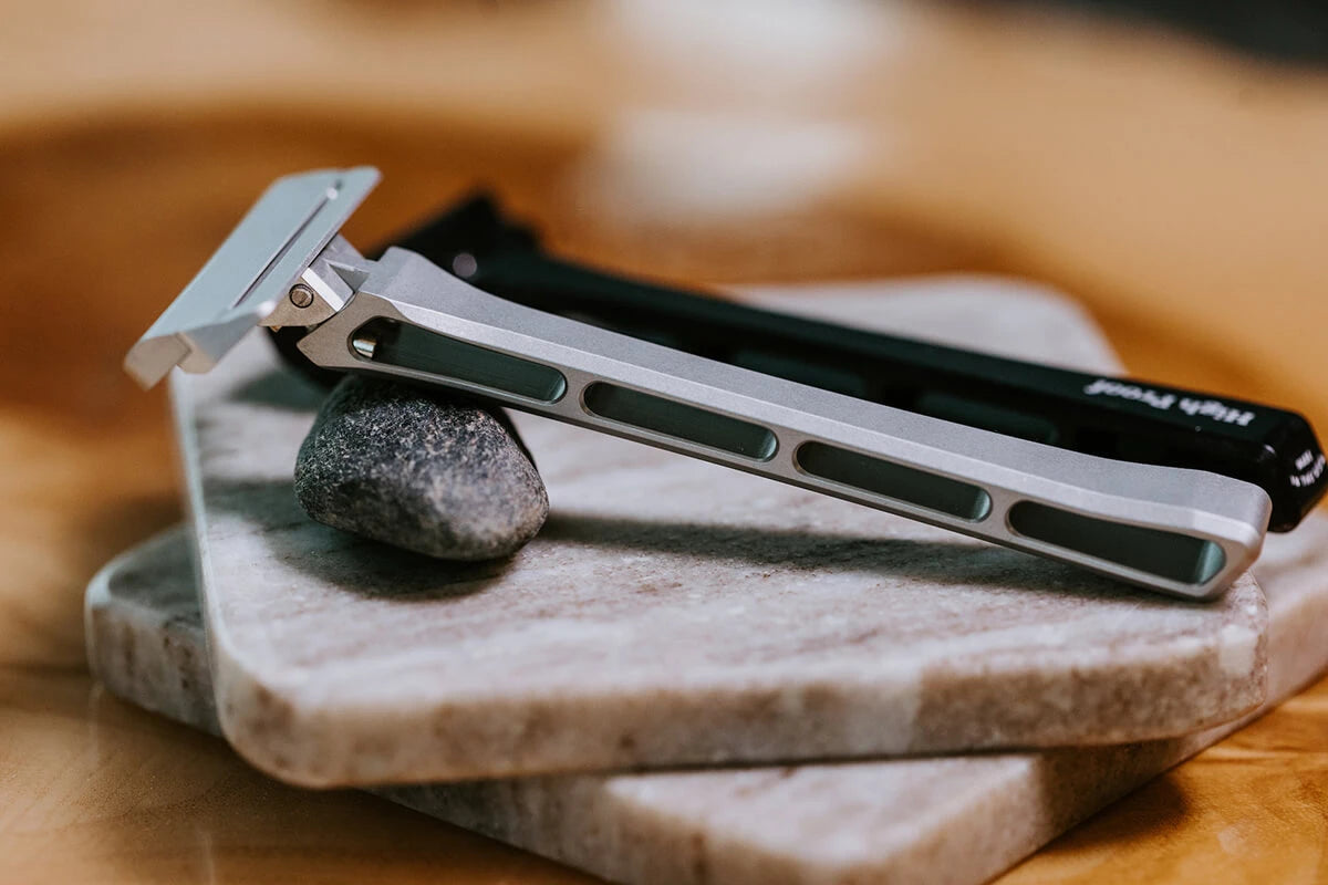 Single Edge, Black Aluminum