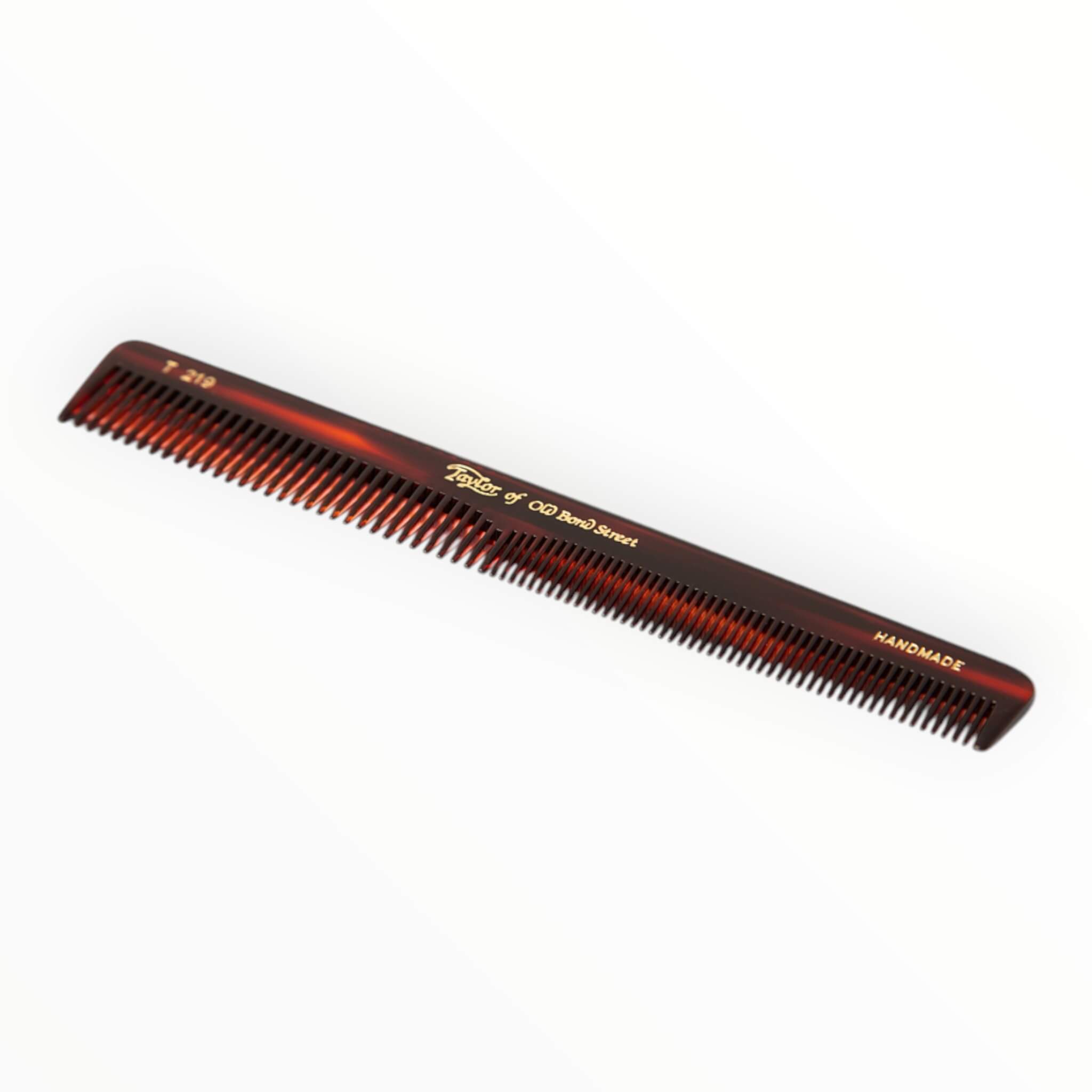 Comb with fine/coarse teeth, brown, 17 cm.
