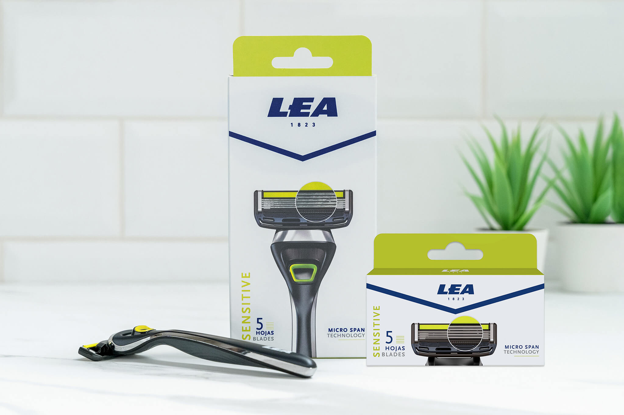 Sensitive 5, Cartridge with 4 razor blades (5 blades)