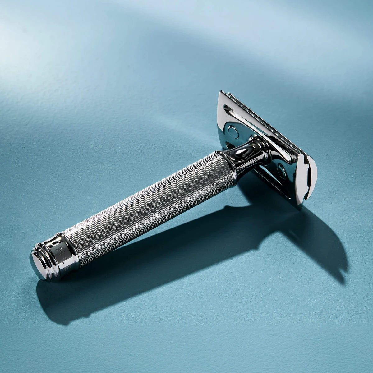 R89 DE razor, 80th Anniversary, Stainless Steel
