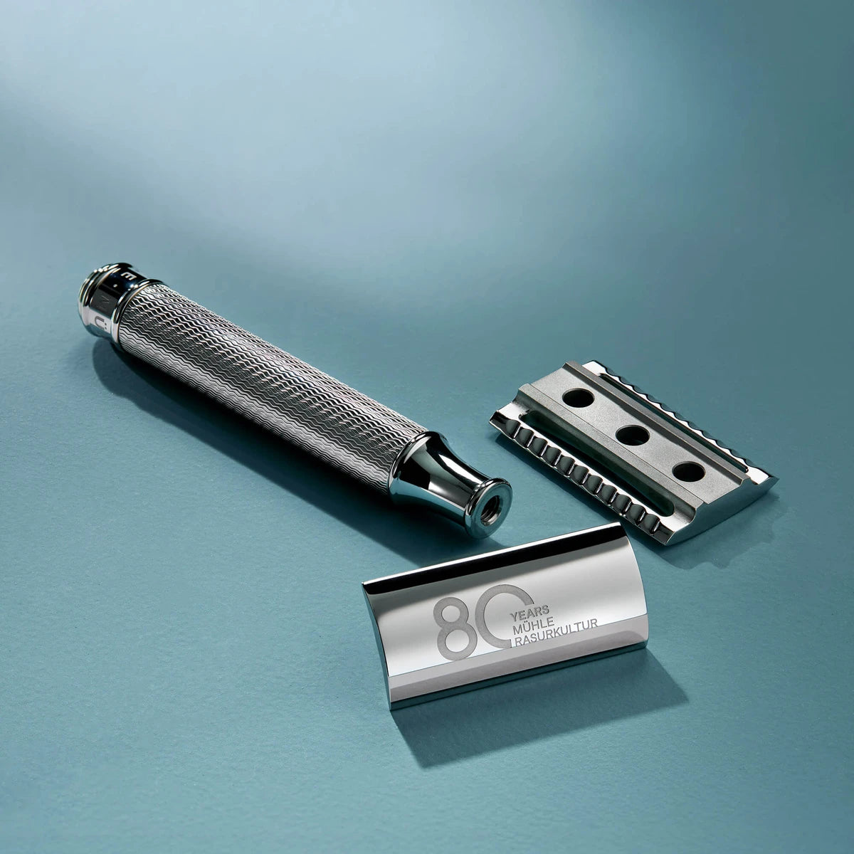 R89 DE razor, 80th Anniversary, Stainless Steel