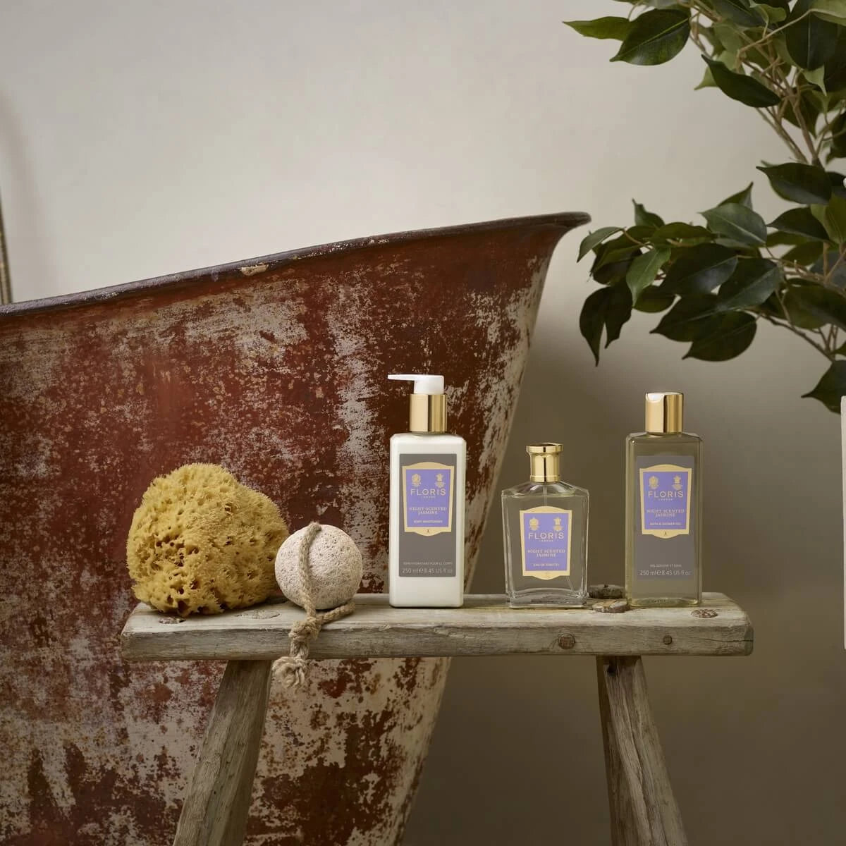 Night Scented Jasmine, Bath & Shower Gel, 250 ml.