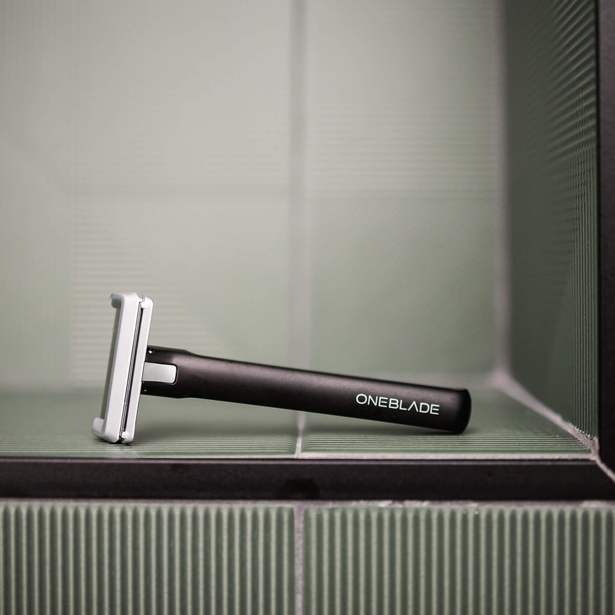 Element Single Edge Shaver