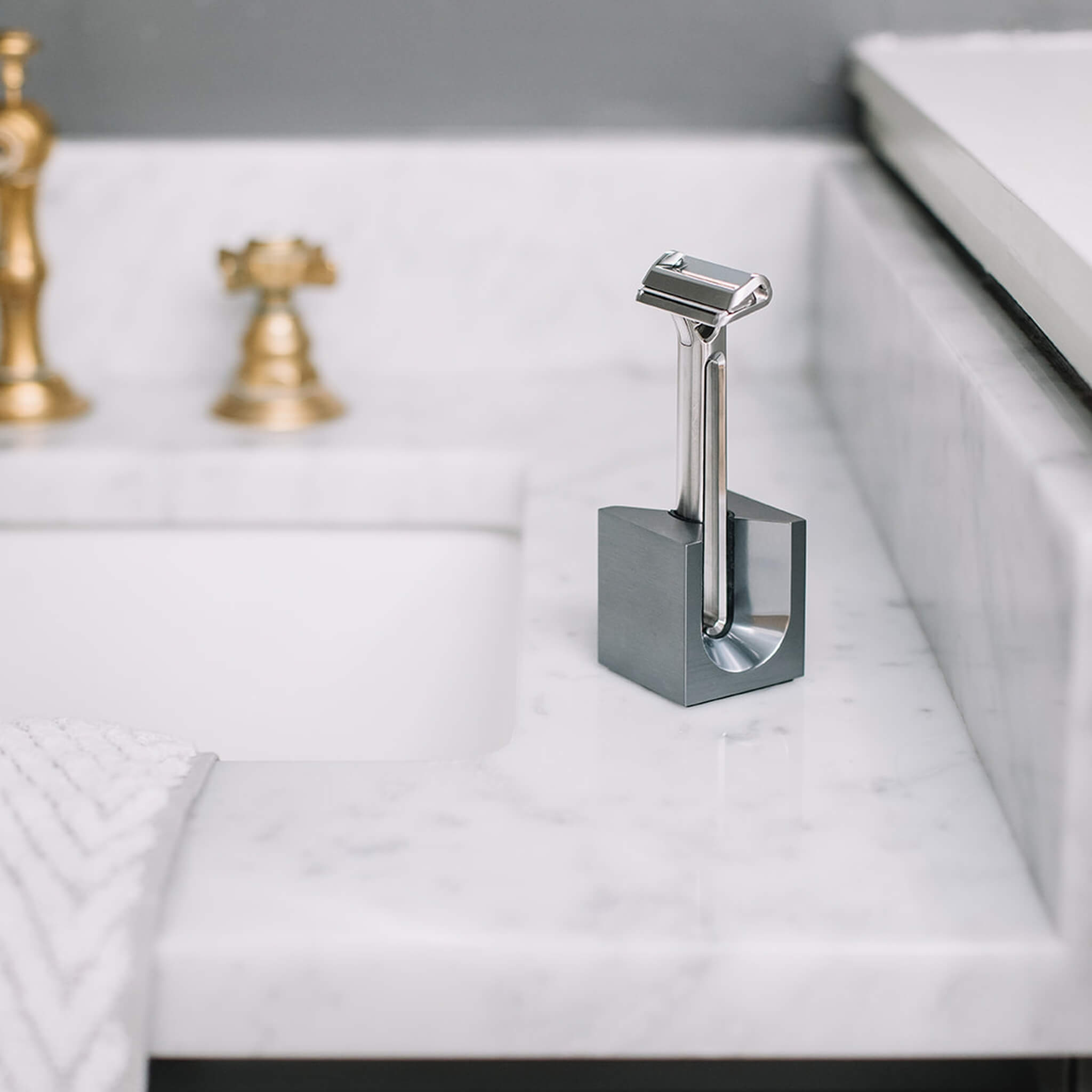 Holder for Shaver, Space Grey