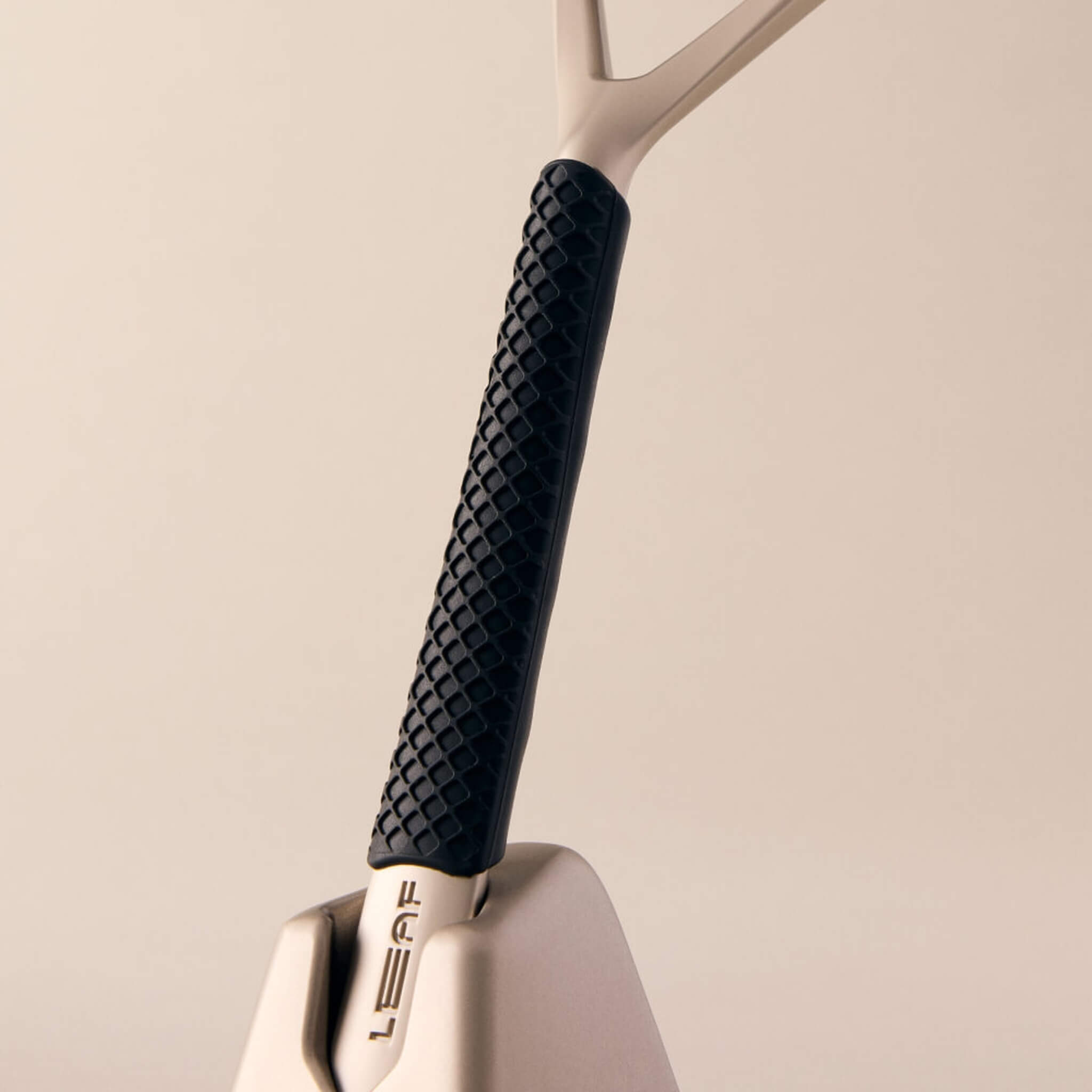 Grip Sleeve, The Leaf