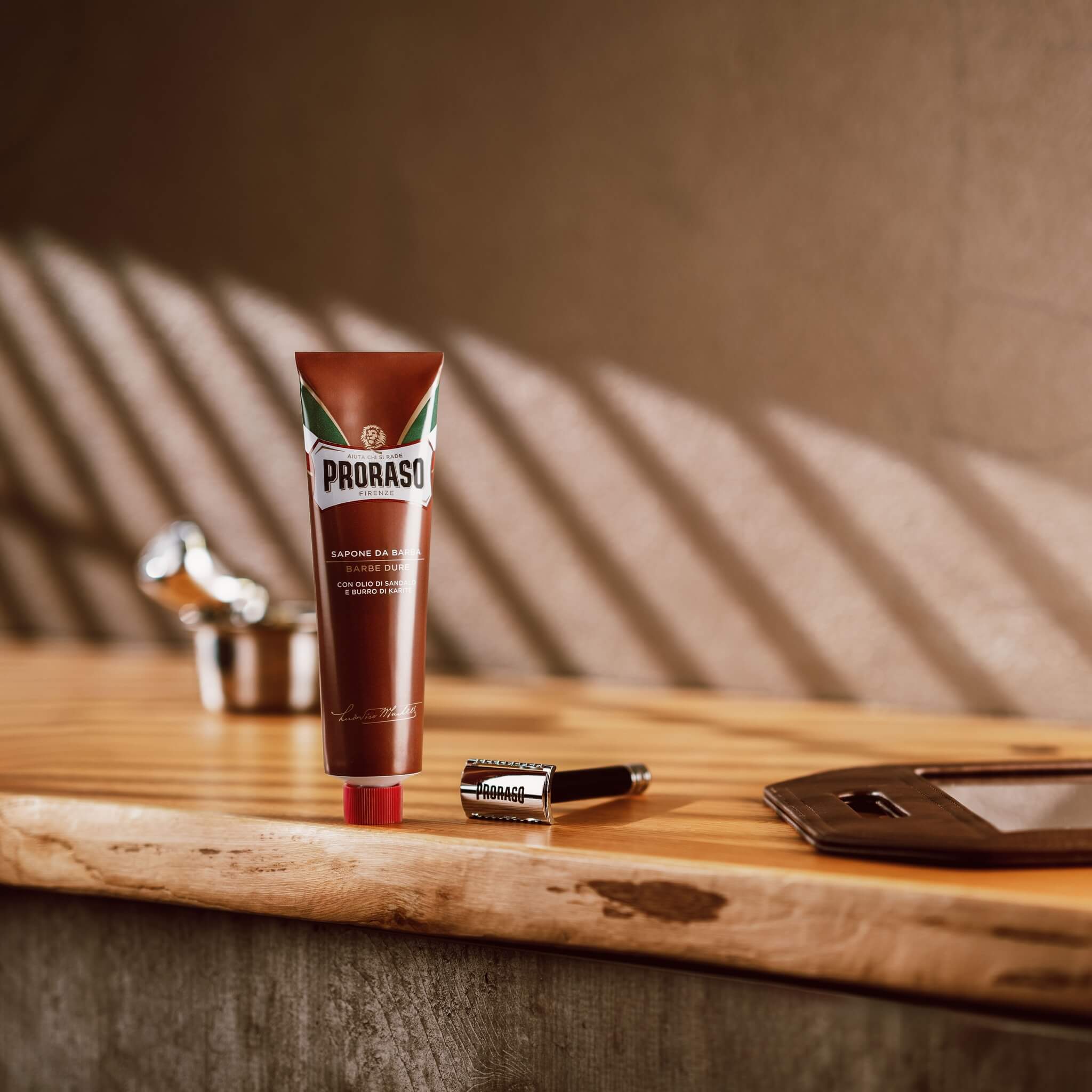 Shaving Cream - Nourishing, Sandalwood Oil and Shea Butter, 150 ml.