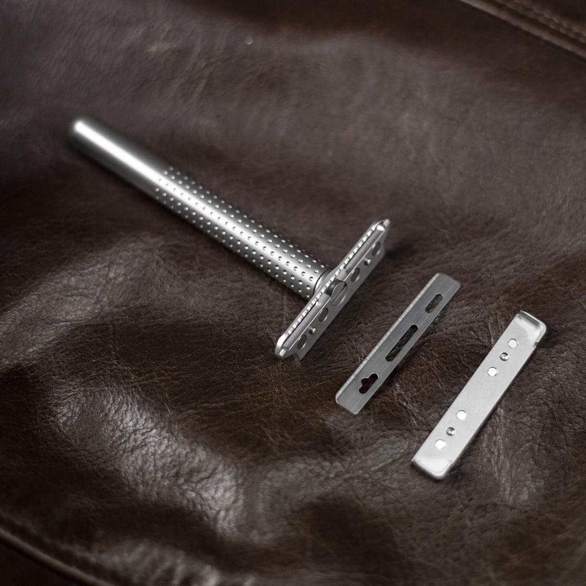 Amakuni Single-Edge Razor, Stainless Steel - Matte