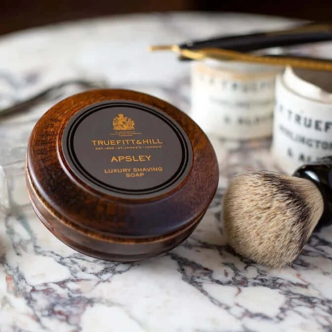 Shaving soap in wooden bowl, Apsley, 99 gr.