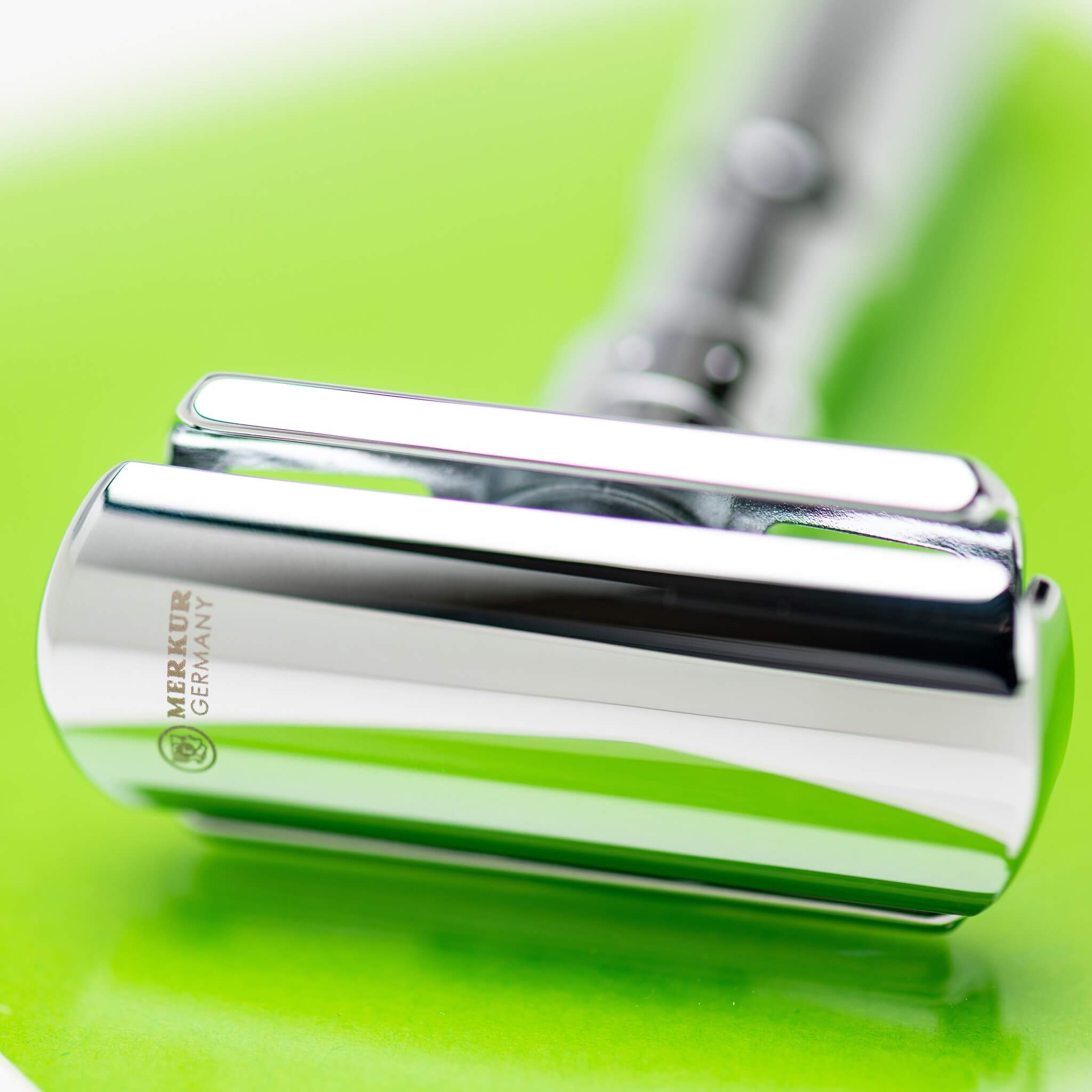 Futur Adjustable DE razor, Chrome
