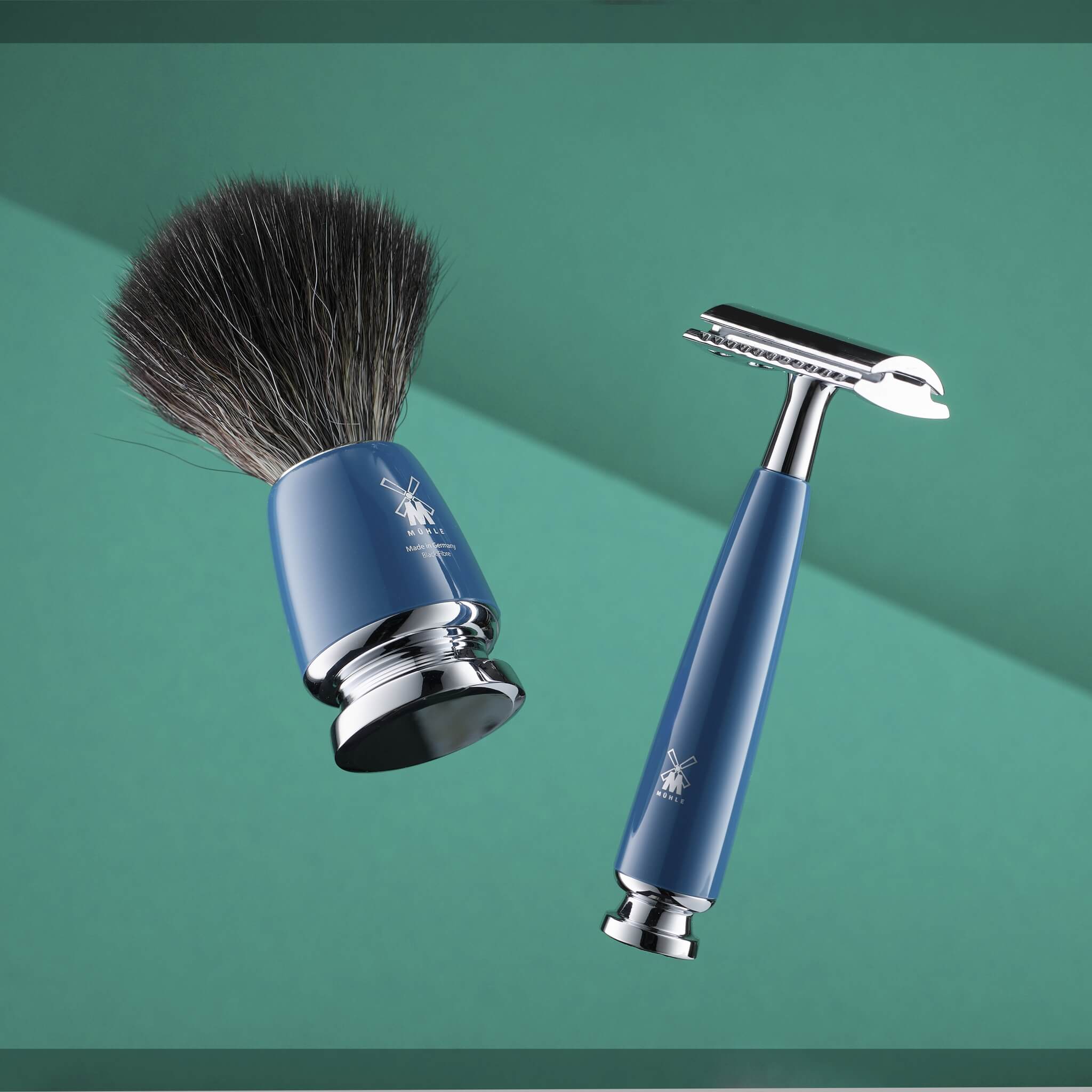 Shaving kit with DE razor, Fibre Shaving Brush and Holder, Rytmo, Petroleum Blue
