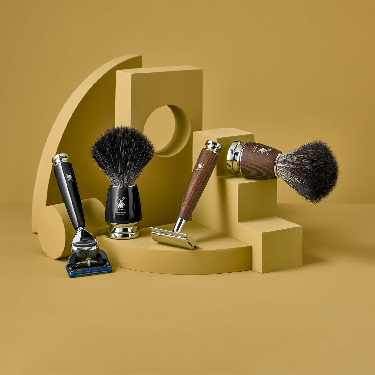 Gillette Fusion Shaver, Rytmo, Black Resin