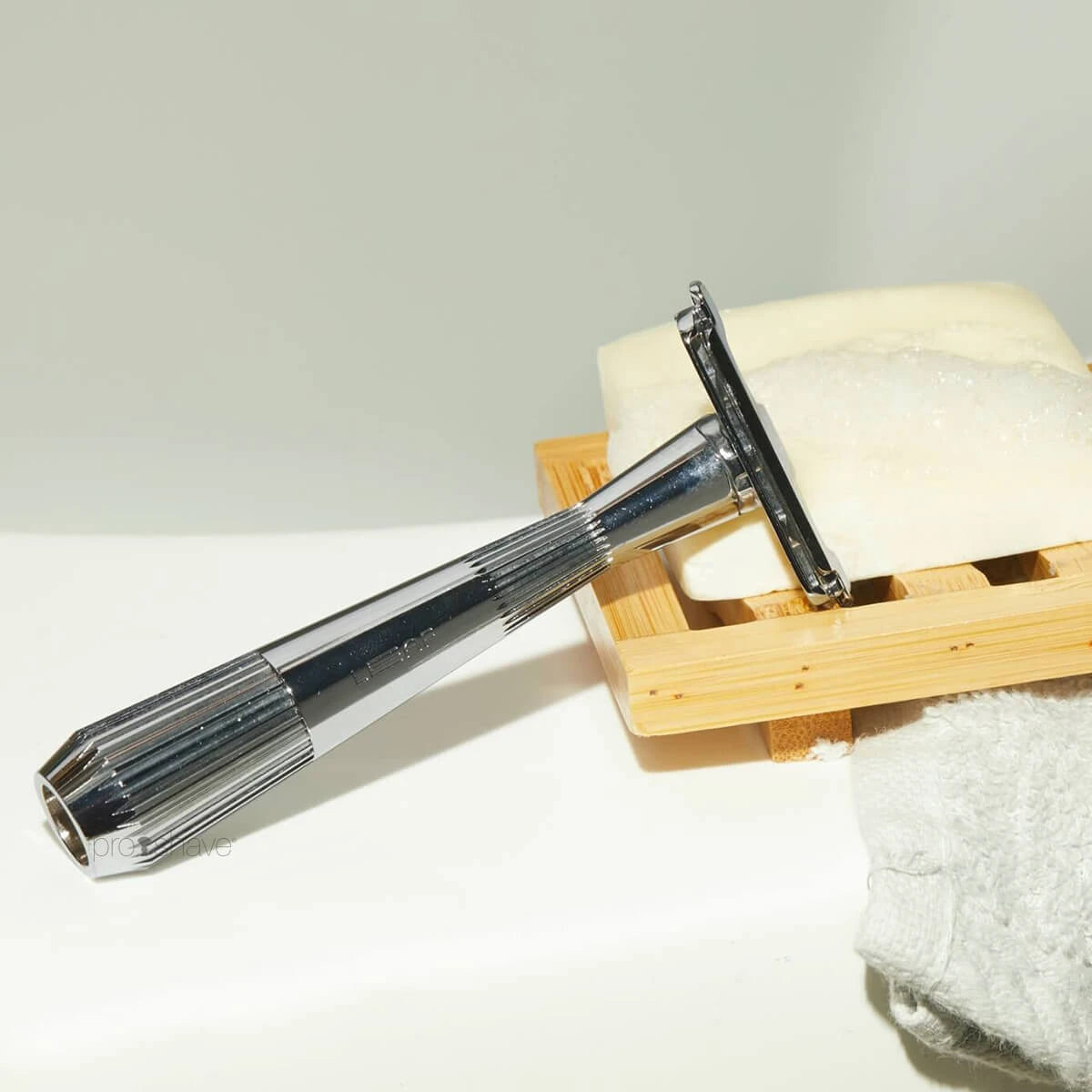 Shaver, The Twig Razor, Chrome